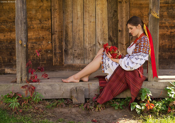 © Anna Senyk (Ładna Kobieta)