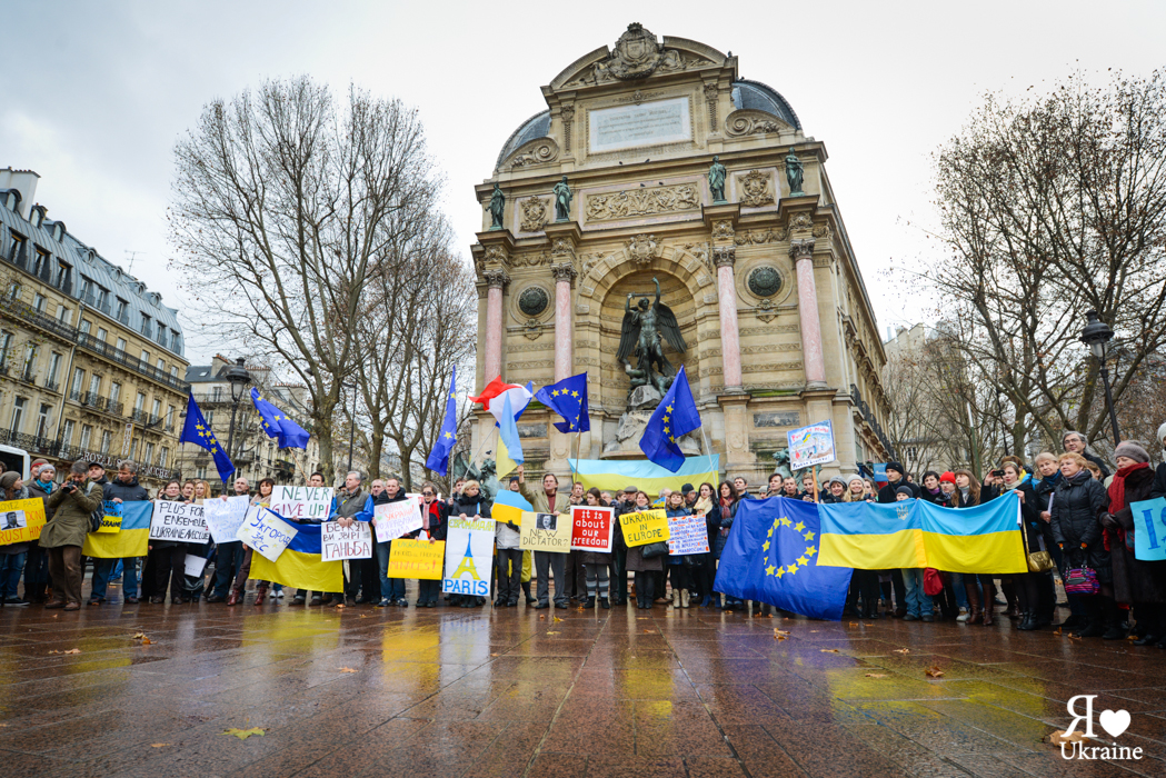 manifestation-ukraine-paris-saint-michel-1
